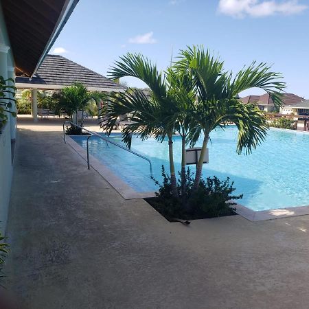 Breathtaking Villa At The Crest Richmond المظهر الخارجي الصورة