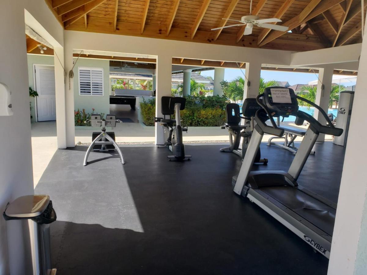 Breathtaking Villa At The Crest Richmond المظهر الخارجي الصورة
